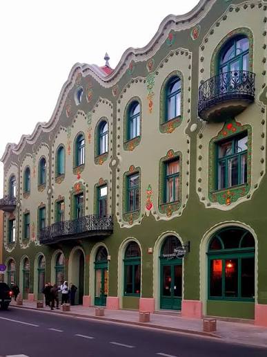 Casa Art Nouveau Refăcută